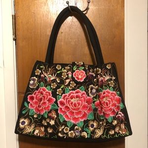 Floral Embroidered Purse